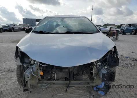 2019 Toyota Corolla L z USA, uszkodzony, nr VIN 5YFBURHE2KP886431